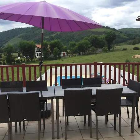 Couette-café Maison Zubiatia - 3km Compostelle 2*